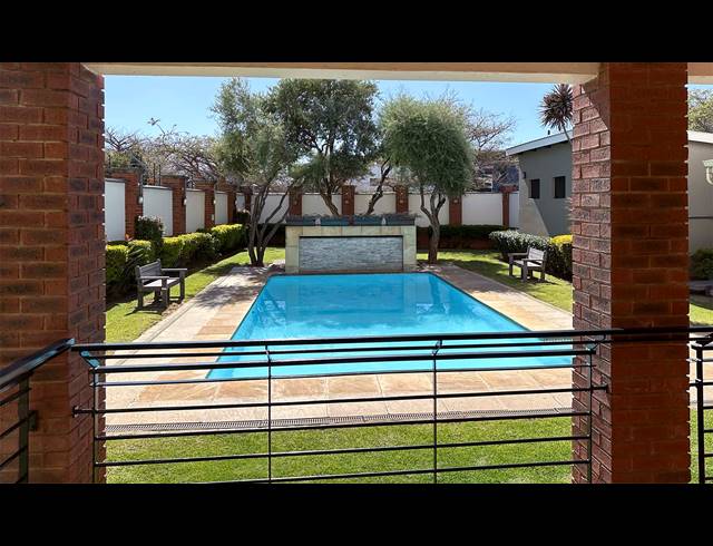 2 BEDROOM APARTMENT FOR SALE IN GREENSTONE HILL